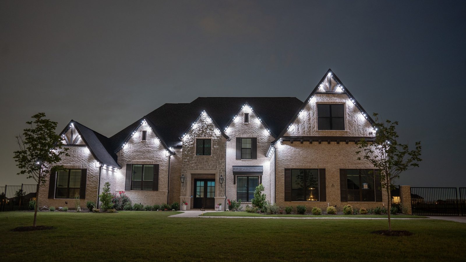 Cool White — Crisp 6000K · two-story
